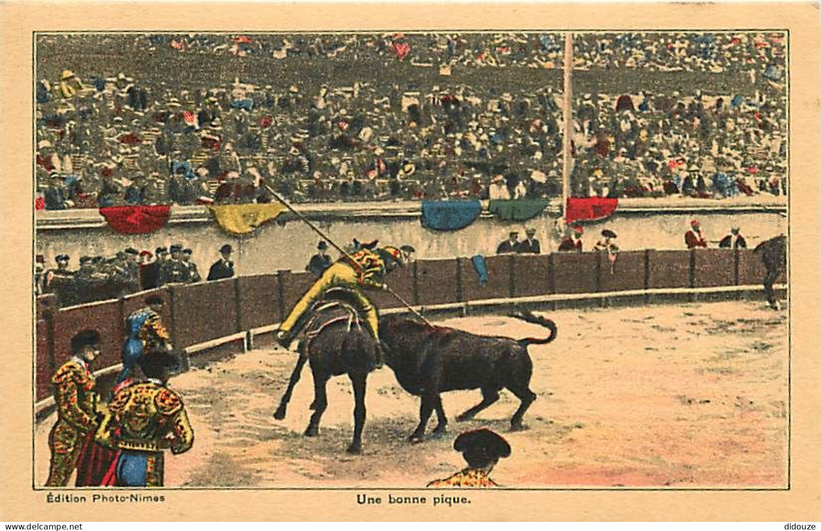 Corrida - Une Bonne Pique - Edition Photo-Nimes - Colorisée - Art Peinture - CPM - Voir Scans Recto-Verso - Stierkampf