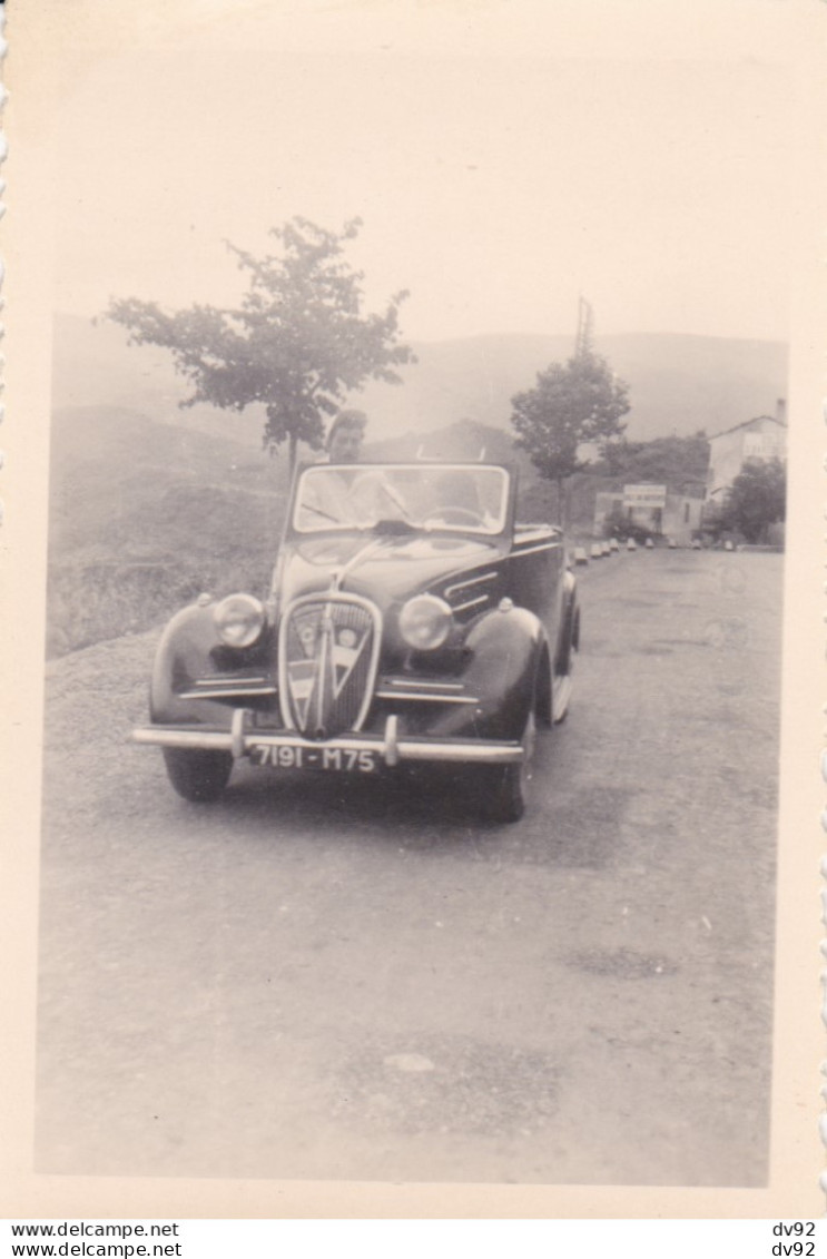 VOITURE SIMCA 8 TYPE 1200 CABRIOLET - Cars