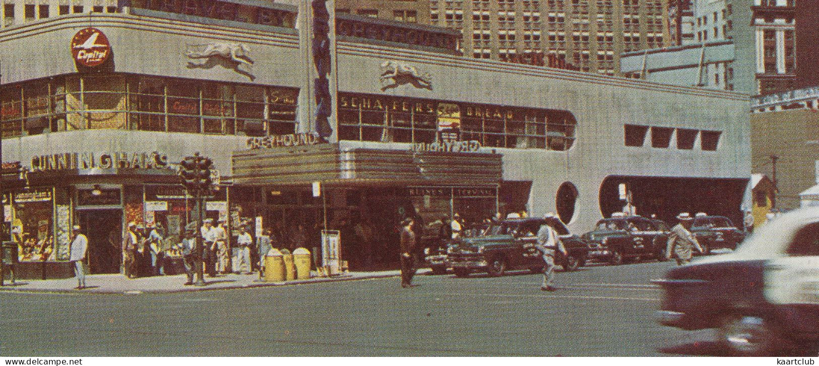 Detroit: 1950's CHEVROLET TAXI'S - Greyhound Bus And Air Lines Terminal - Washington Boulevard - (USA) - 1953 - Voitures De Tourisme