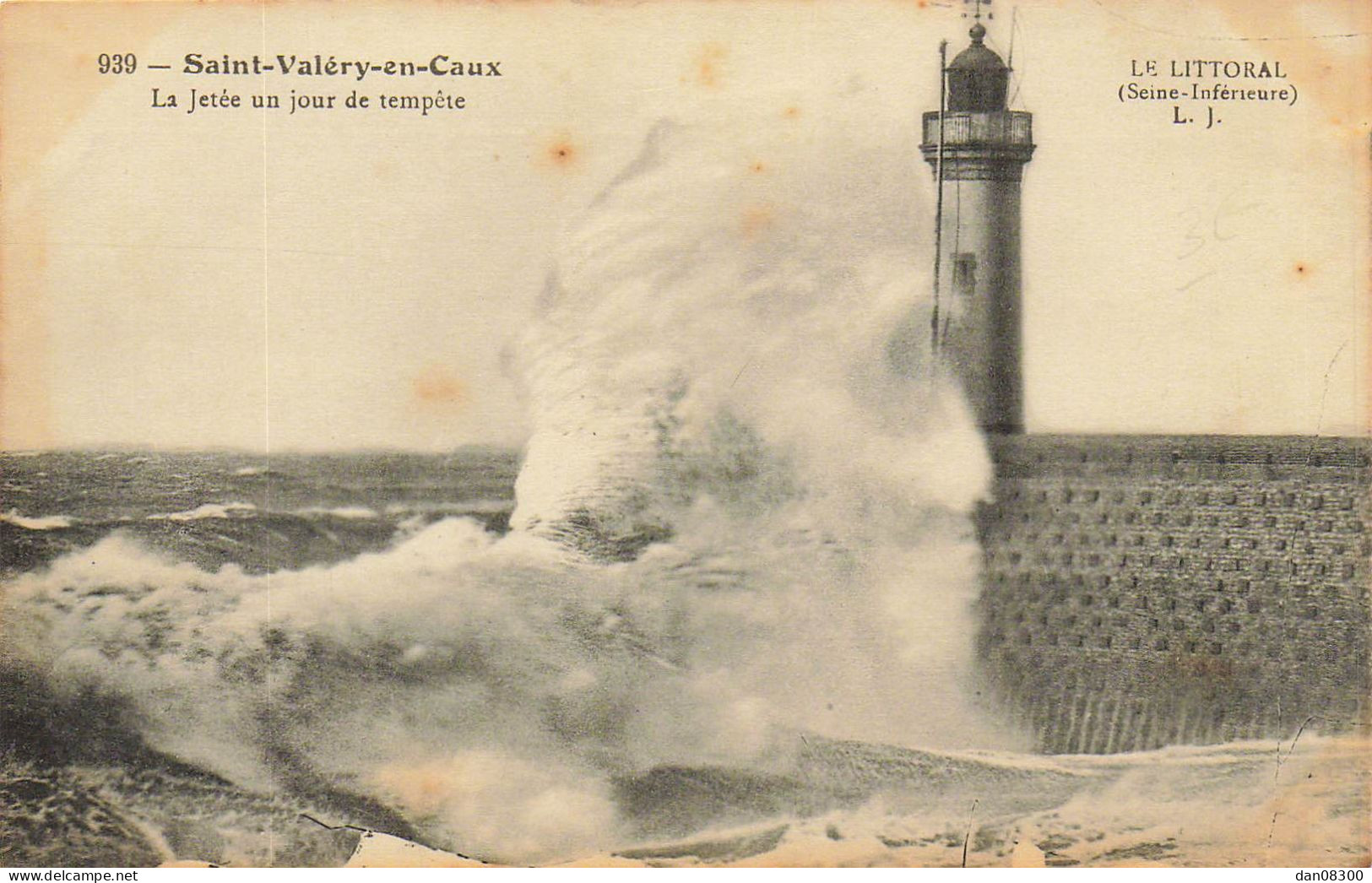 76 SAINT VALERY EN CAUX LA JETEE UN JOUR DE TEMPETE - Saint Valery En Caux