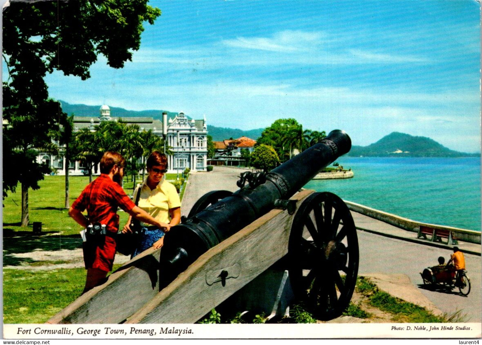 21-5-2024 (5 Z 45) Malaysia - Fort Cornwallis - George Town (posted To Australia 1981) Big Old Gun - Barracks