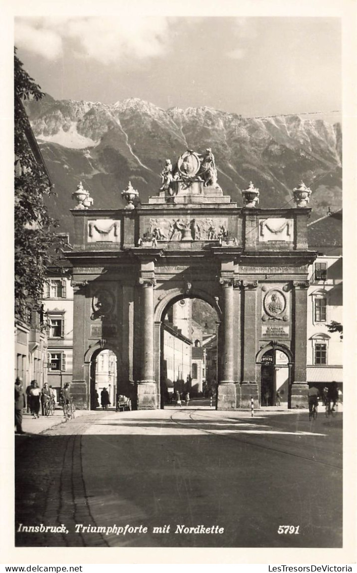 AUTRICHE - Innsbruck - Triumphpforte Mit Nordkette - Carte Postale - Innsbruck