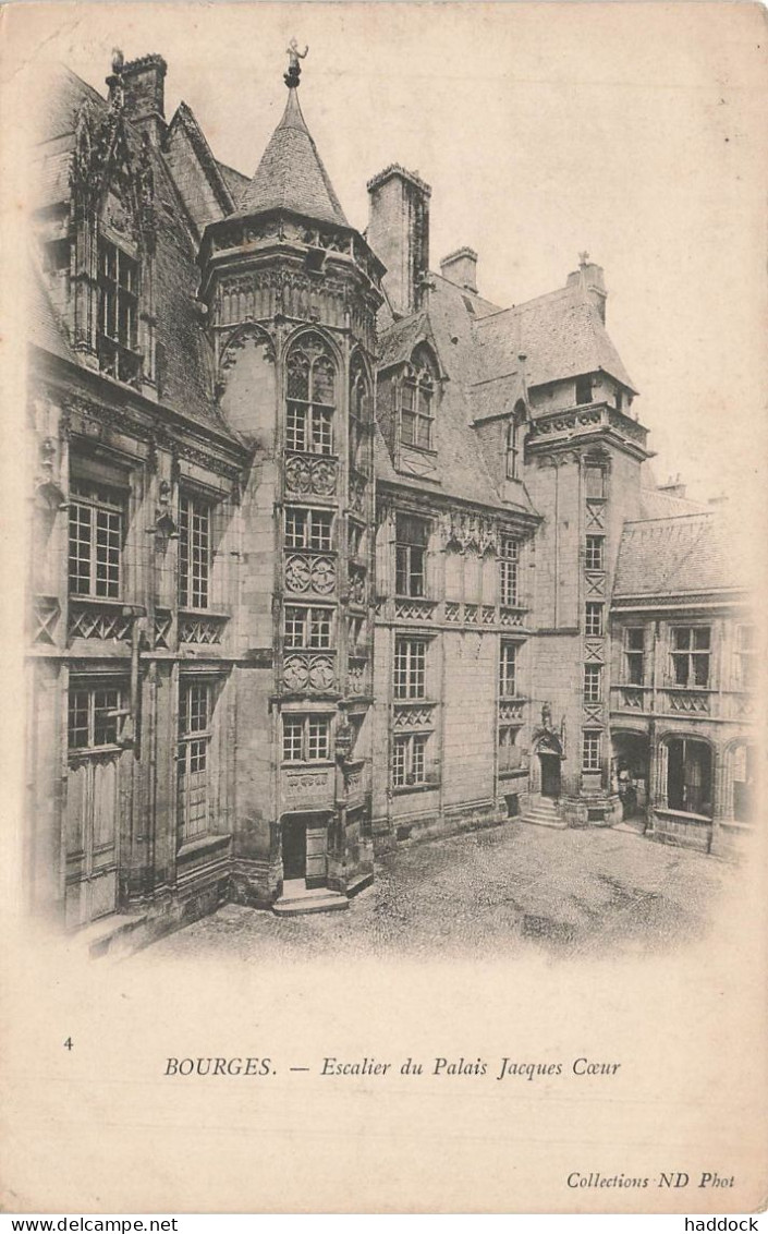 BOURGES : ESCALIER DU PALAIS JACQUES COEUR - Bourges