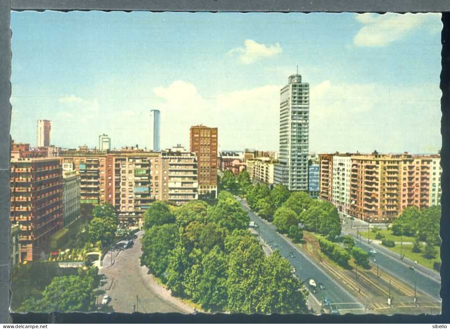 Milano - dieci cartoline semimoderne - rif. 1