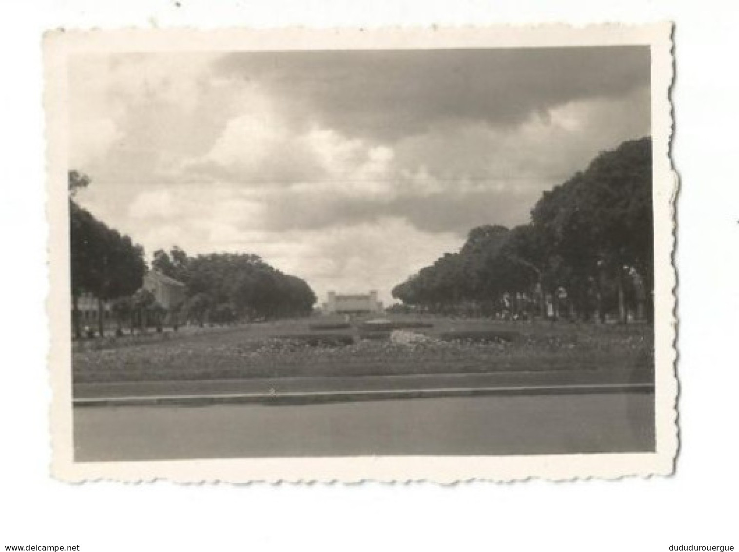 CAMBODGE , PHNOM PENH : AVENUE DE LA GARE - Asia