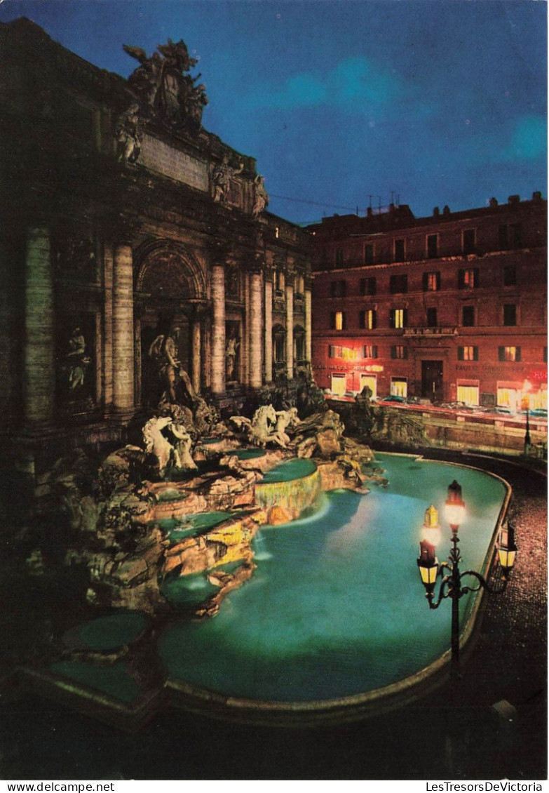 ITALIE - Roma - La Fontaine De Trevi De Nuit - Vue Panoramique - Carte Postale Ancienne - Fontana Di Trevi