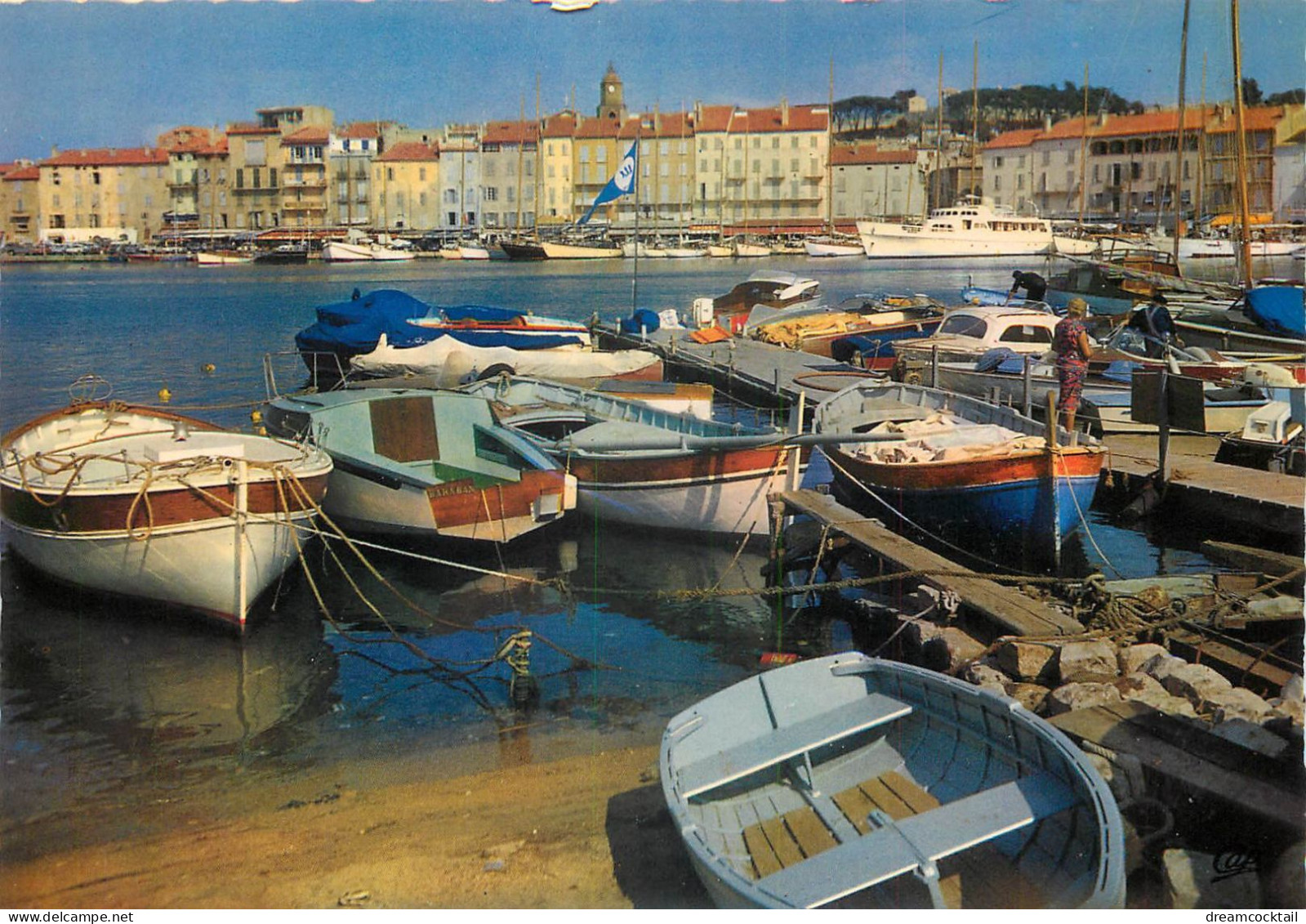 Photo Cpsm Cpm 83 SAINT-TROPEZ. Barques De Pêcheurs Dans Le Port - Saint-Tropez