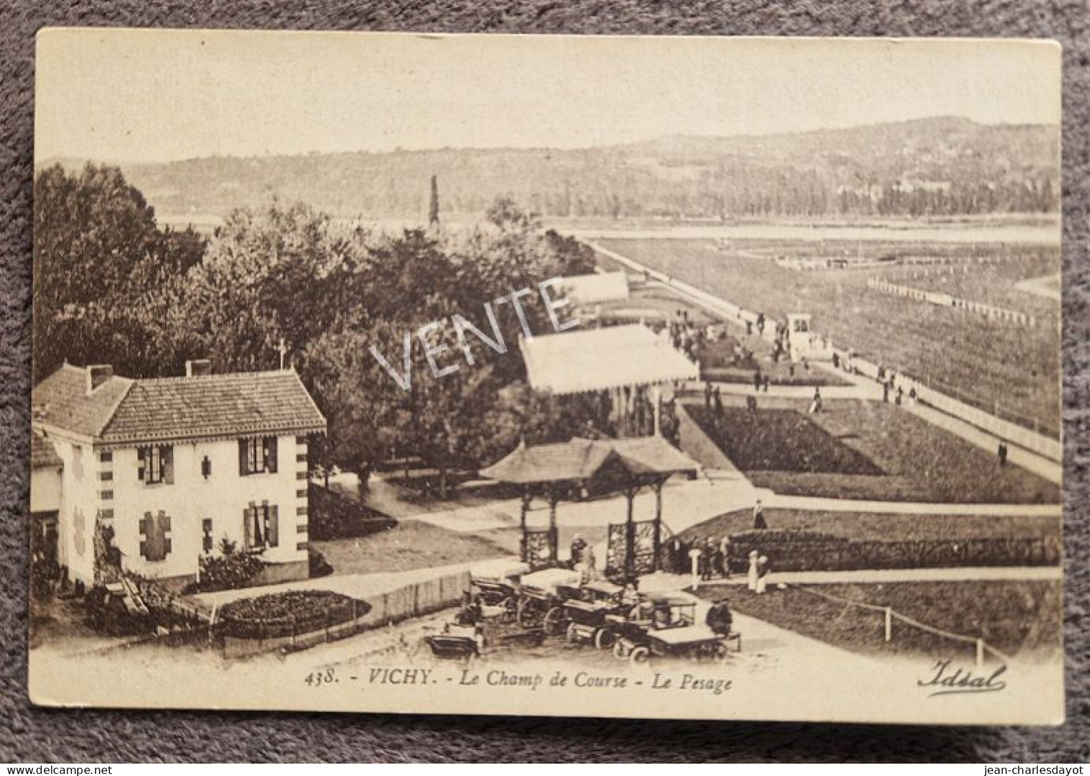 Carte Postale VICHY : Champ De Course - Vichy