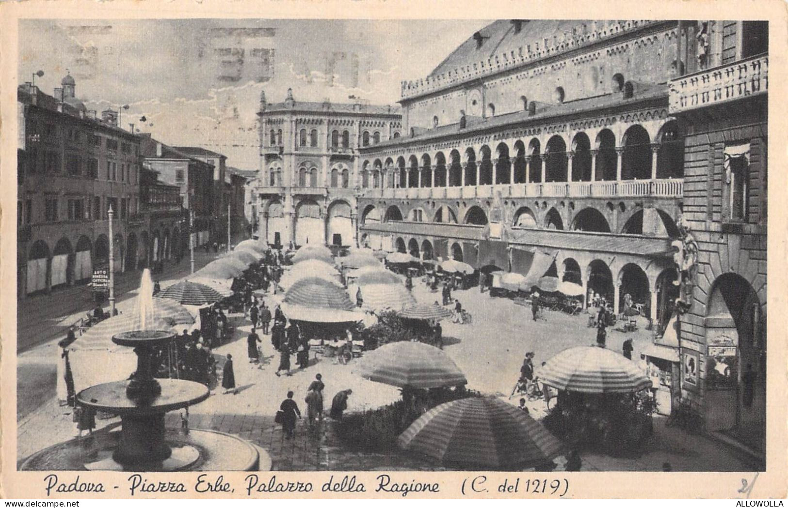 27058 " PADOVA-PIAZZA ERBE E PALAZZO DELLA RAGIONE " ANIMATA-VERA FOTO-CART. POST. SPED.1940 - Padova (Padua)