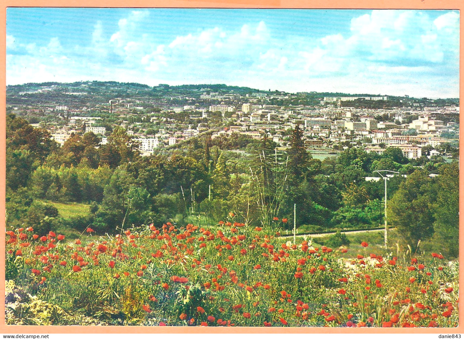 Ppgf/ CPSM Grand Format - BOUCHES DU RHONE - ENVIRONS AIX EN PROVENCE - VUE GÉNÉRALE - Aix En Provence