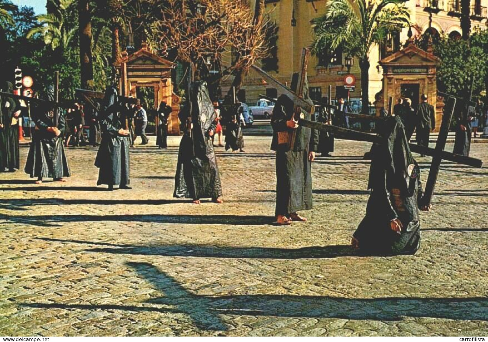 SEVILLA - Semana Santa, Penitentes   ( 2 Scans ) - Sevilla