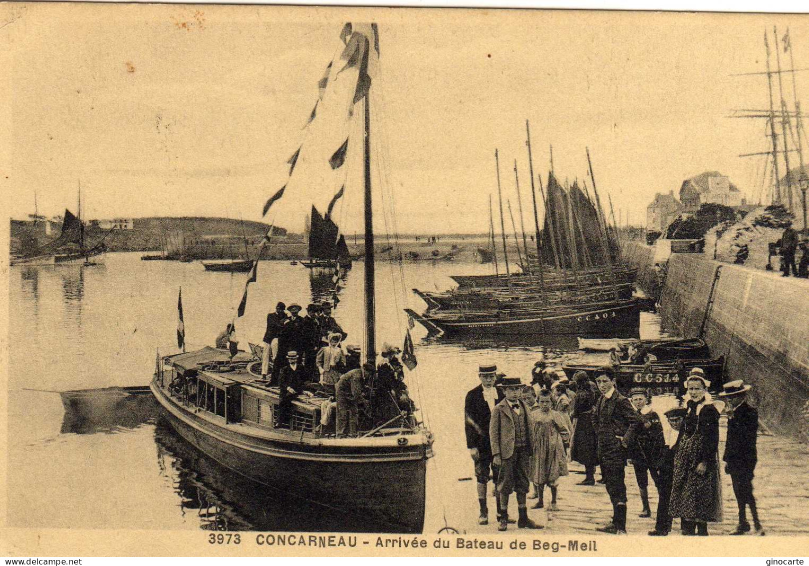 Concarneau Arrivée Du Bateau De Beg Meil - Concarneau