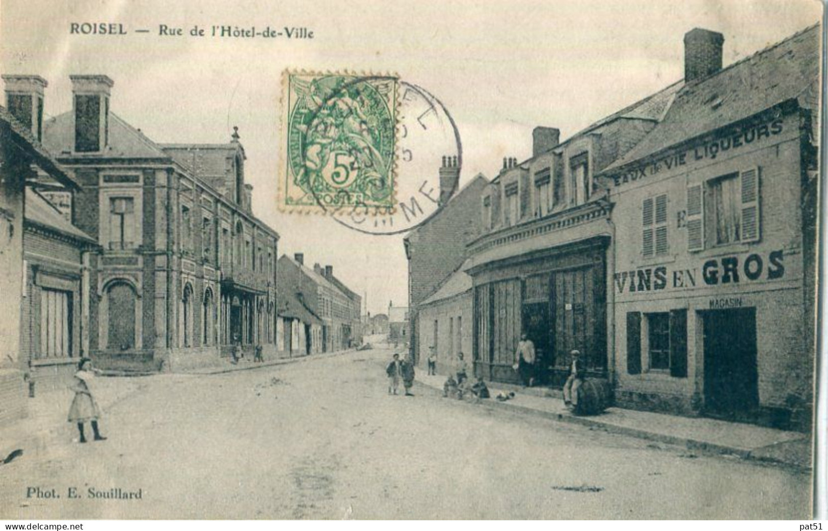 60 - Roisel : Rue De L' Hôtel De Ville - Roisel