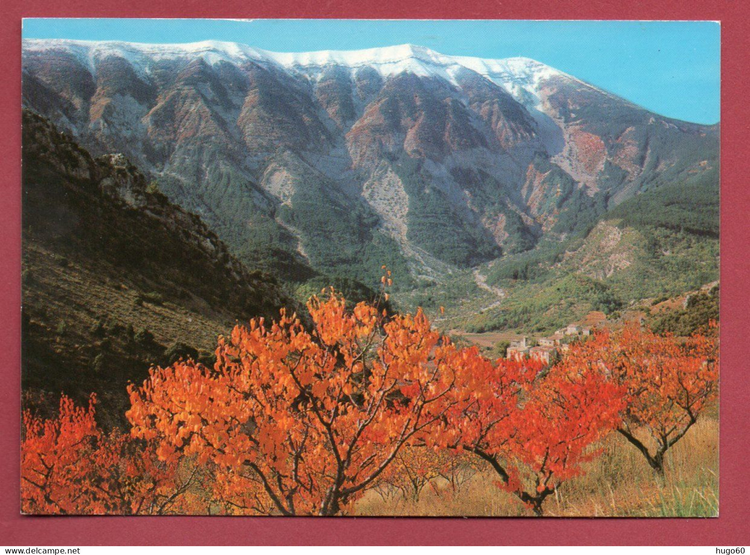 Le Massif Du Mont Ventoux - Le Village Pittoresque De Brantes - Autres & Non Classés