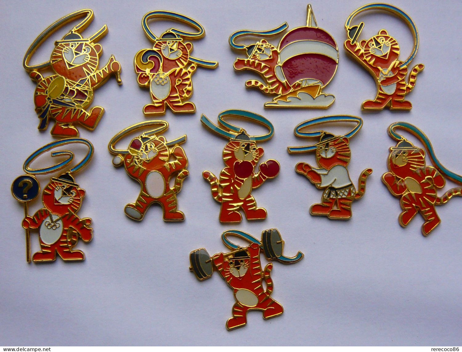 10 Pin S JEUX OLYMPIQUES MASCOTTE SEOUL  Different - Giochi Olimpici