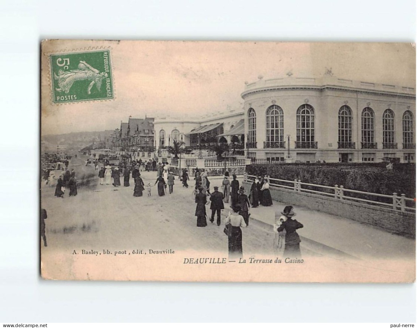 DEAUVILLE : La Terrasse Du Casino - état - Deauville