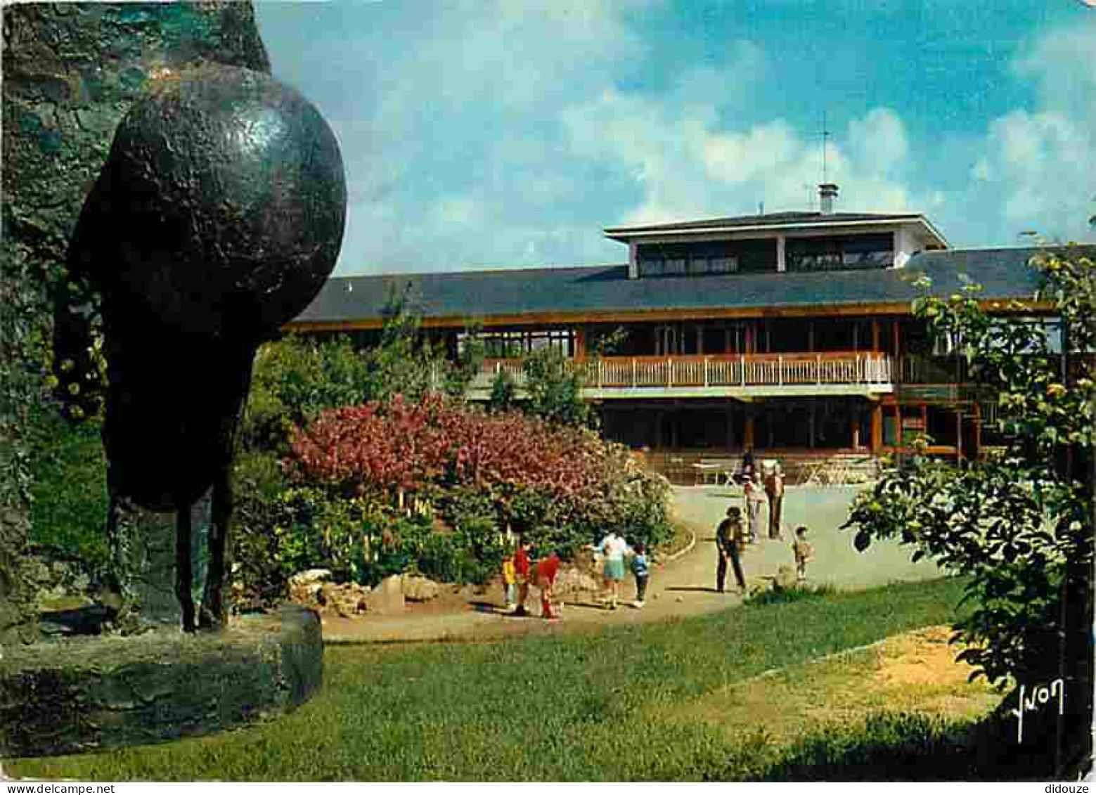 91 - Dourdan - Village Vacances Familles - Le Pavillon Central Et Le Théâtre De Verdure - Flamme Postale - CPM - Voir Sc - Dourdan