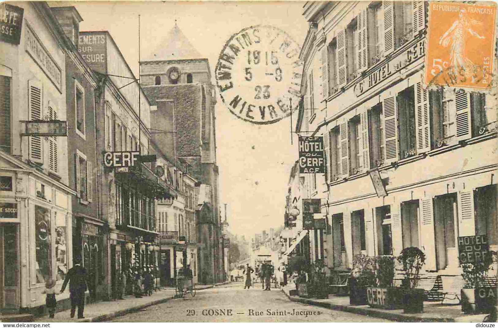 58 - Cosne Cours Sur Loire - Rue Saint Jacques - Animée - CPA - Oblitération De 1923 - Voir Scans Recto-Verso - Cosne Cours Sur Loire