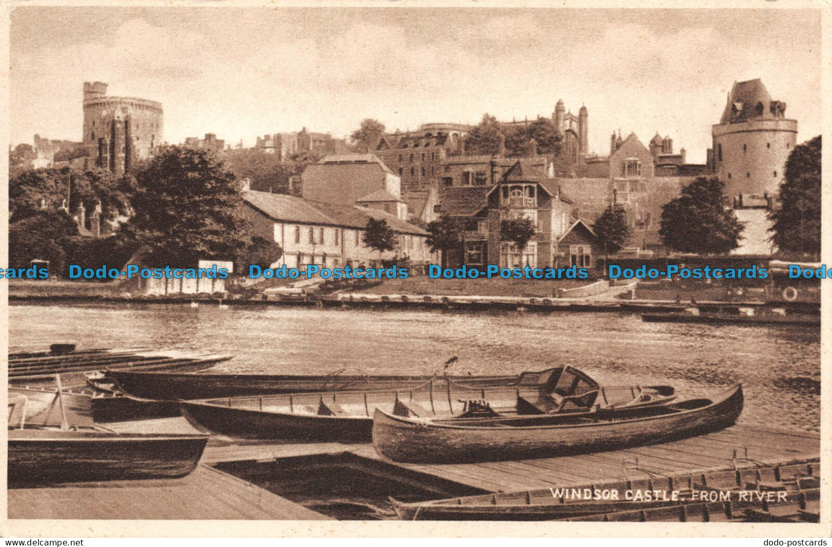 R105399 Windsor Castle From River - Mundo