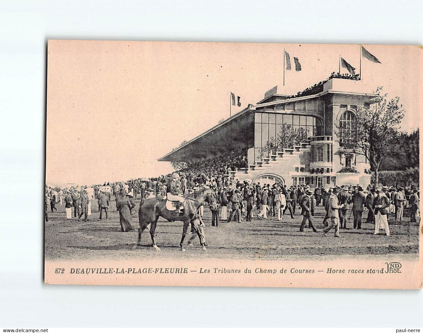 DEAUVILLE : Plage Fleurie, Les Tribunes Du Champ De Courses - Très Bon état - Deauville