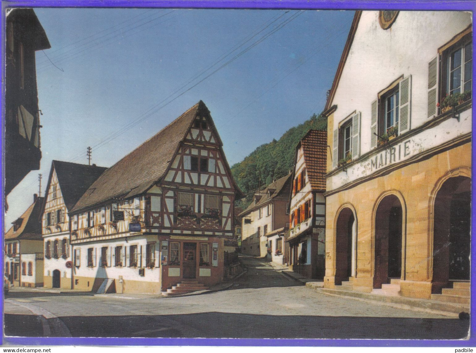 Carte Postale 67. Oberbronn  Place De La Mairie    Très Beau Plan - Sonstige & Ohne Zuordnung