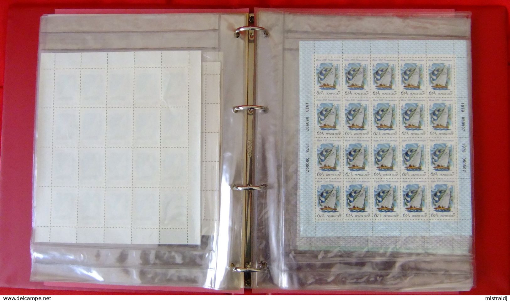 Russie, Russia; Magnifique classeur de 16 miniplanches timbres URSS JO de Moscou 1980 neufs avec étui