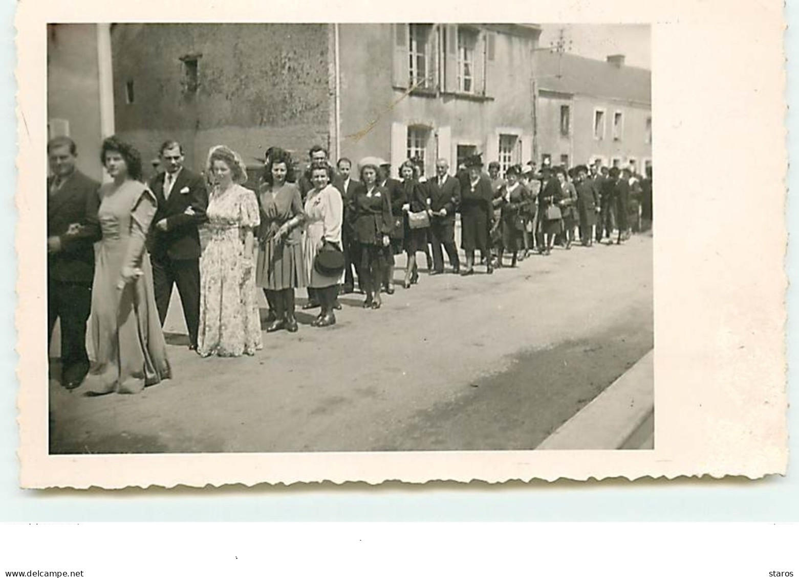 A Localiser - Carte-Photo D'une Procession - A Identifier