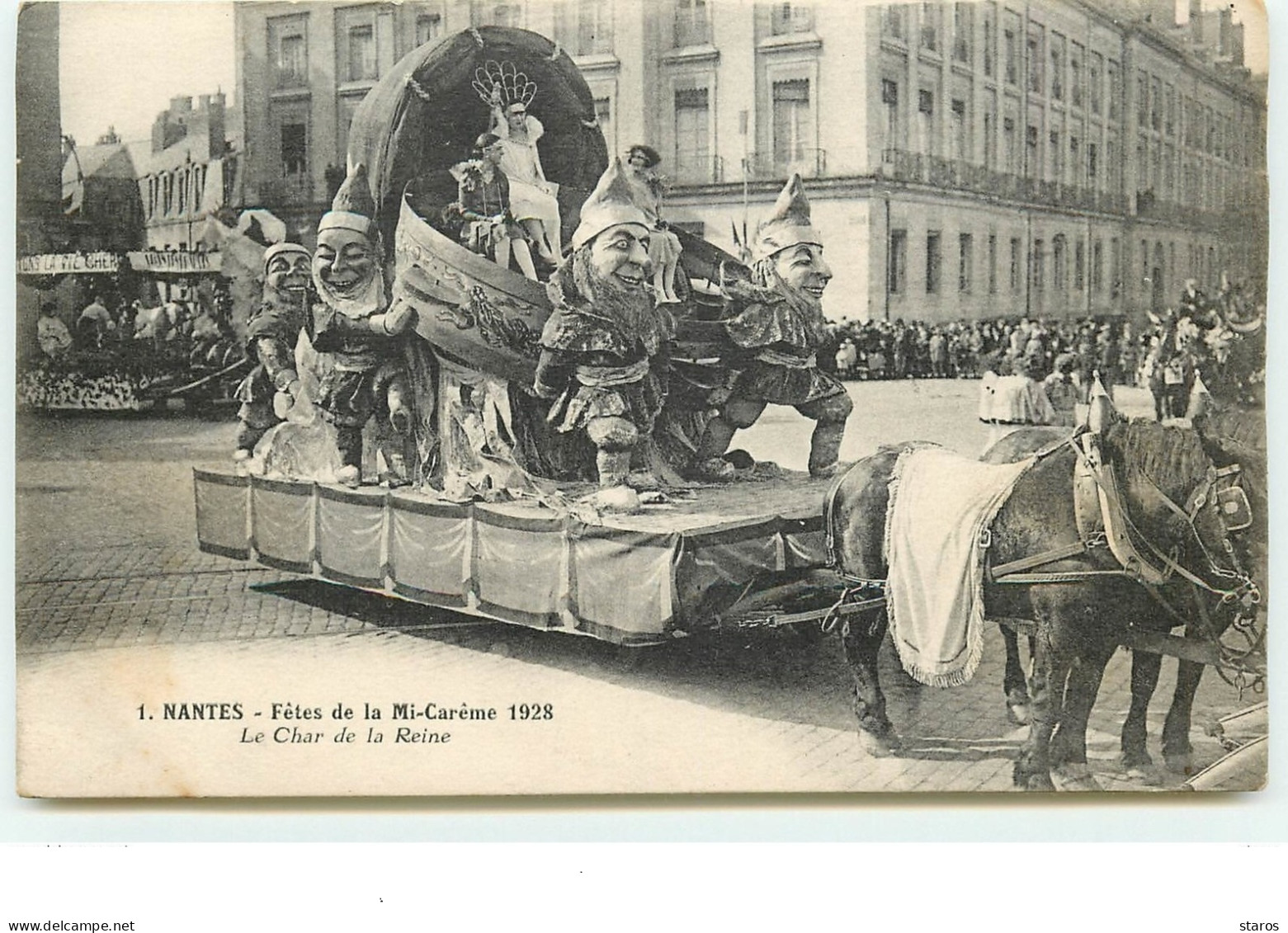 1- NANTES - Fêtes De La Mi-Carême 1928 - Le Char De La Reine - Nains - Nantes