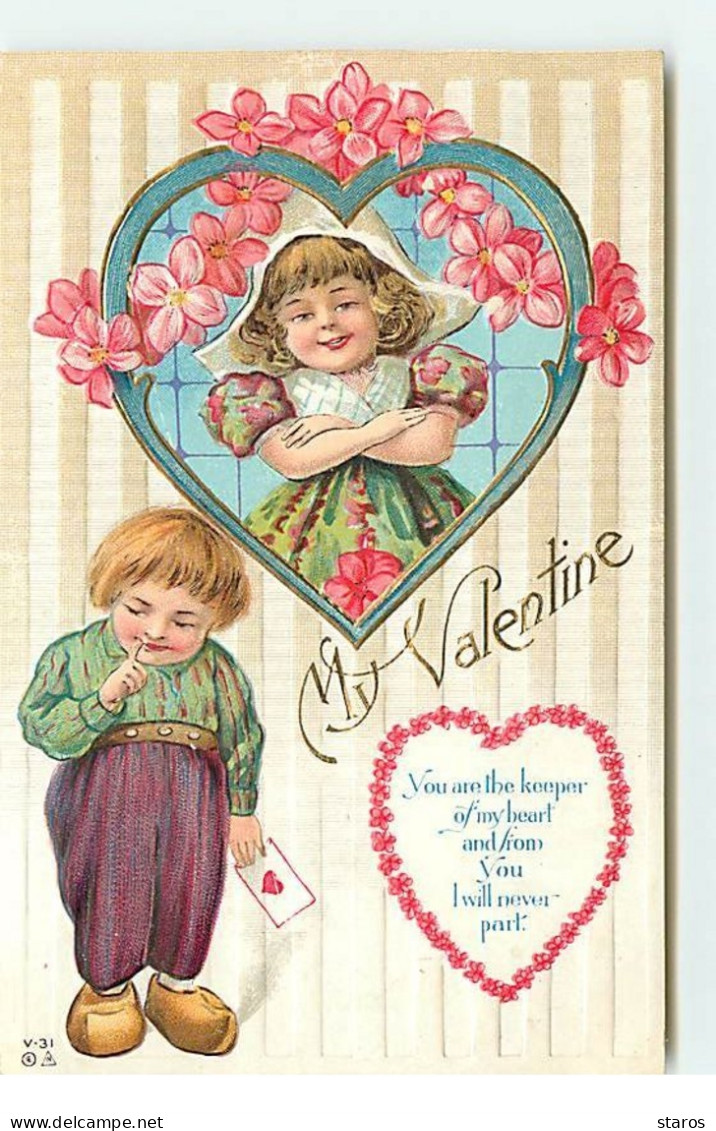 Carte Gaufrée - My Valentine - Fillette Dans Un Coeur, Et Un Garçon En Sabot - Valentinstag