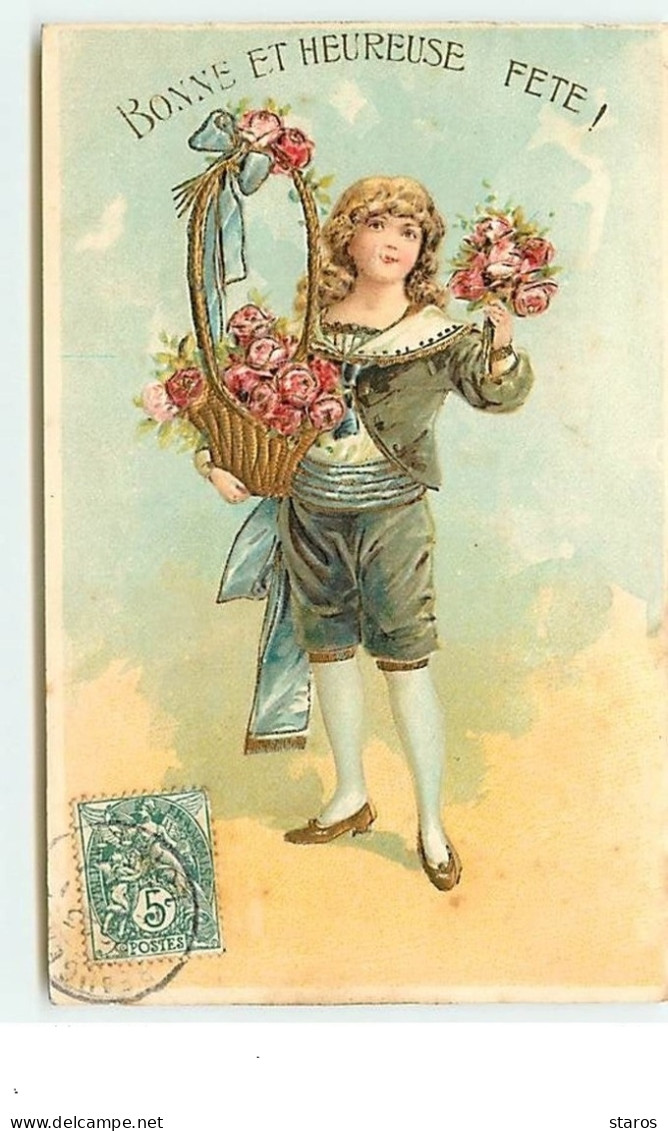 Carte Gaufrée - Bonne Et Heureuse Fête - Garçon Portant Des Roses Dans Un Panier - Autres & Non Classés