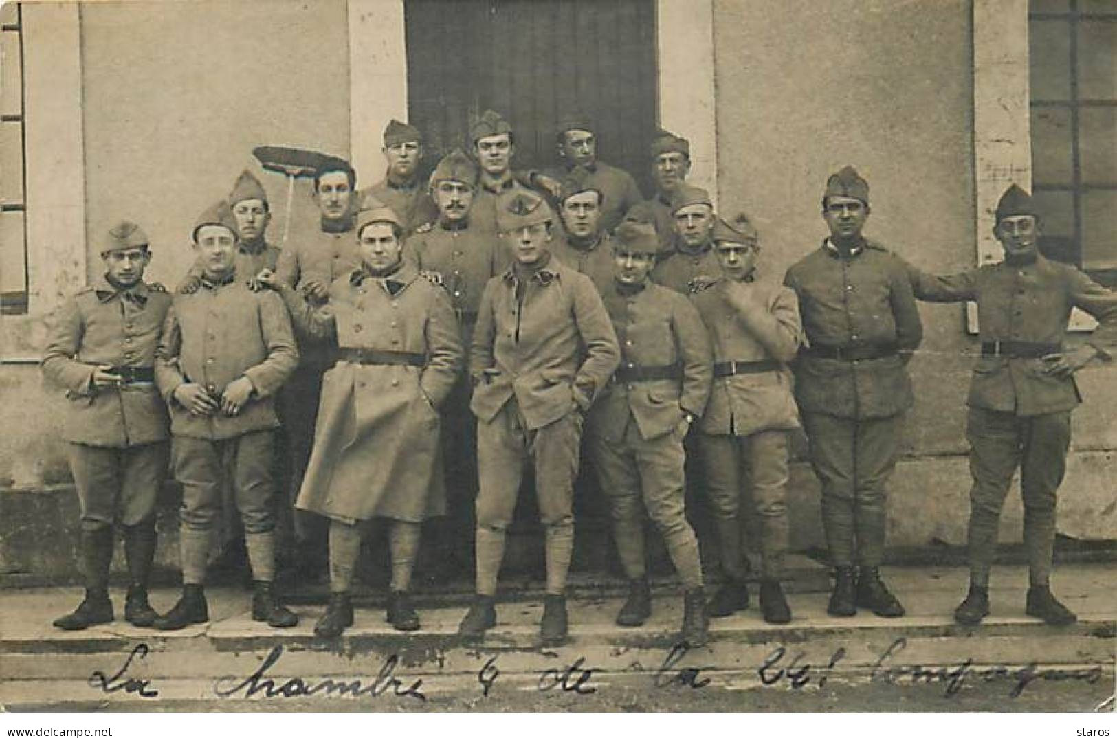 Carte Photo - TOUL - Militaires, La Chambre 4 De La 24 Compagnie - Toul