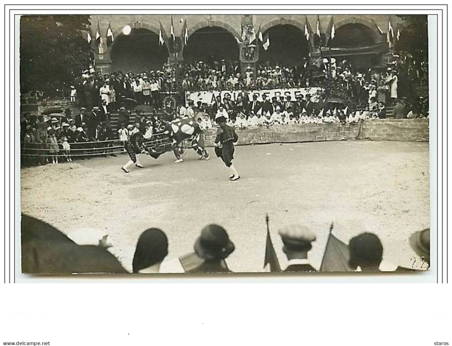 AIGUEPERSE Fausse Corrida Avec Les Joyeux Bigophonistes - Aigueperse