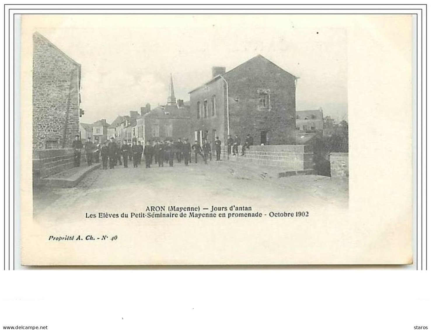 ARON Jours D'Antan Les élèves Du Petit-Séminaire De Mayenne En Promenade Octobre 1902 - Other & Unclassified