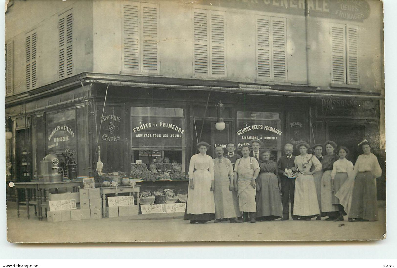 Carte Photo à Localiser - Alimentation Générale - Hommes Et Femmes Devant Le Magasin - Shops