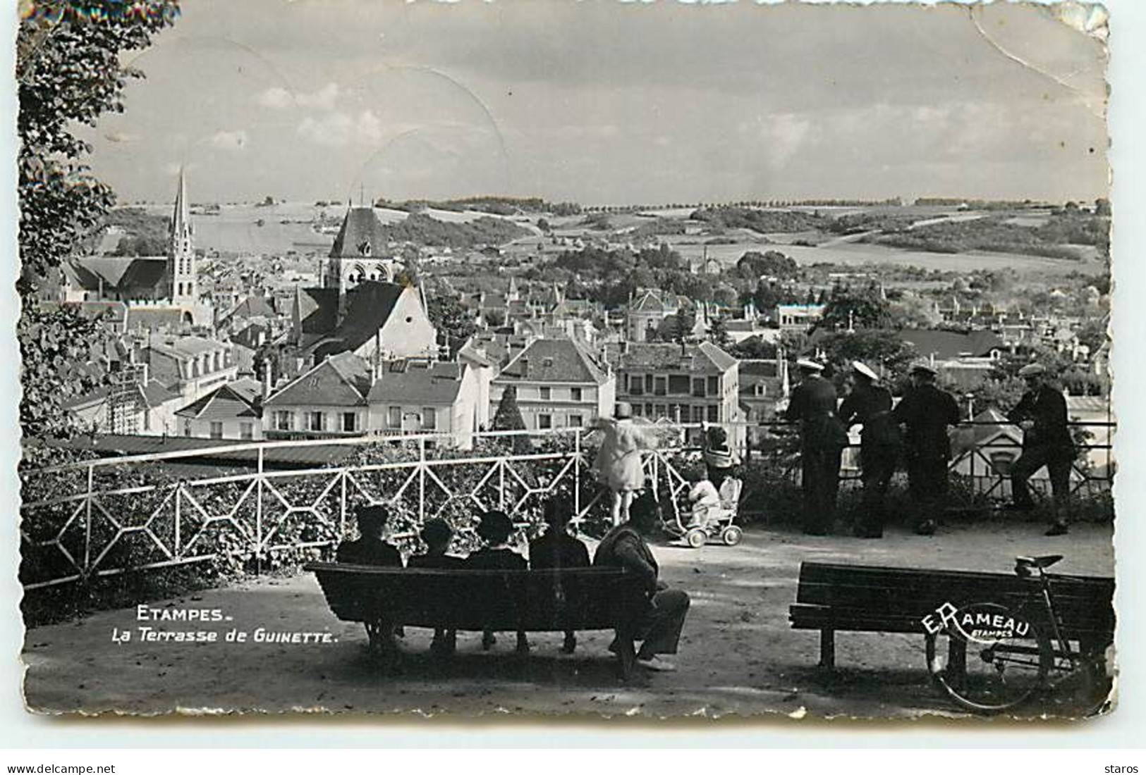 ETAMPES - La Terrasse De Guinette - Etampes