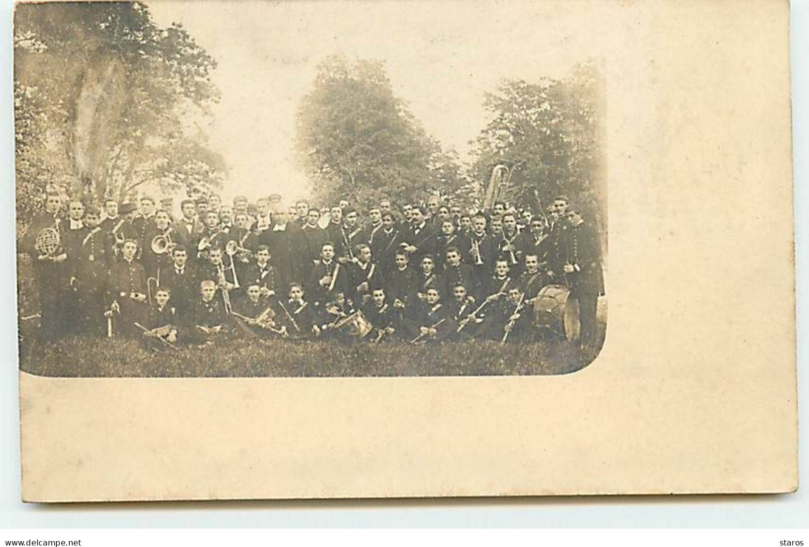 Carte Photo à Localiser - Une Fanfare - Ecole Militaire ? - A Identifier