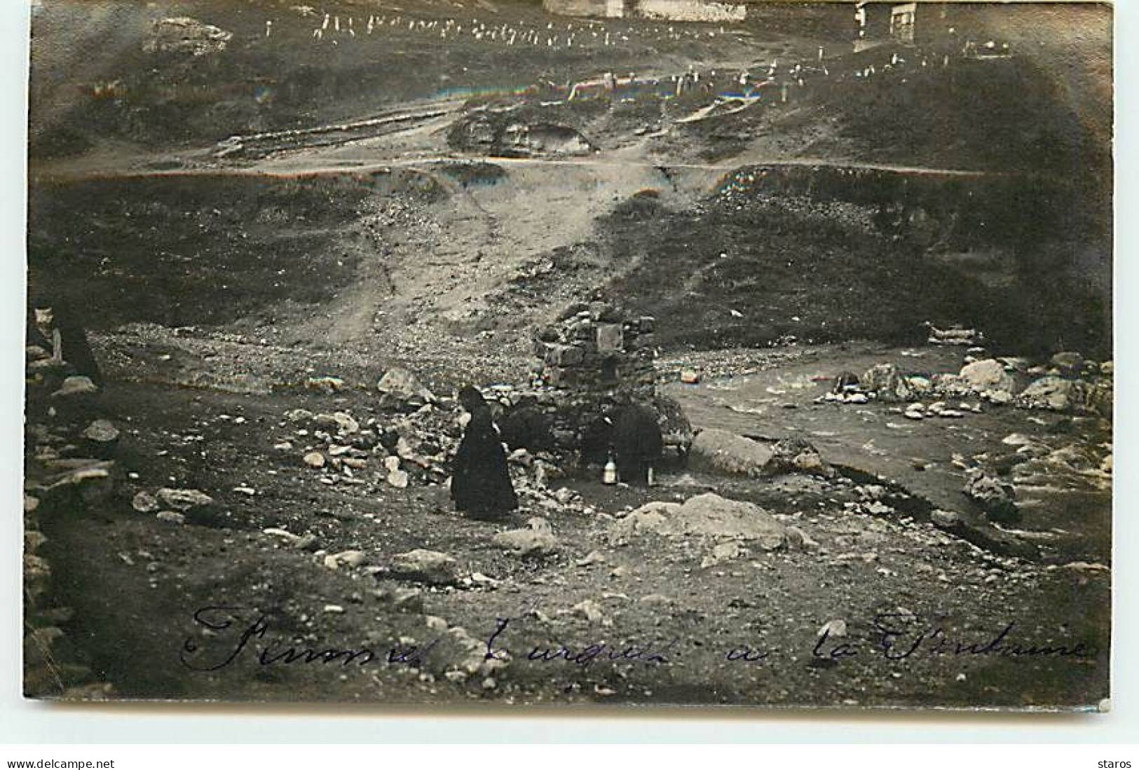 Carte Photo - Macédoine - Femmes Turques à La Fontaine - Nordmazedonien