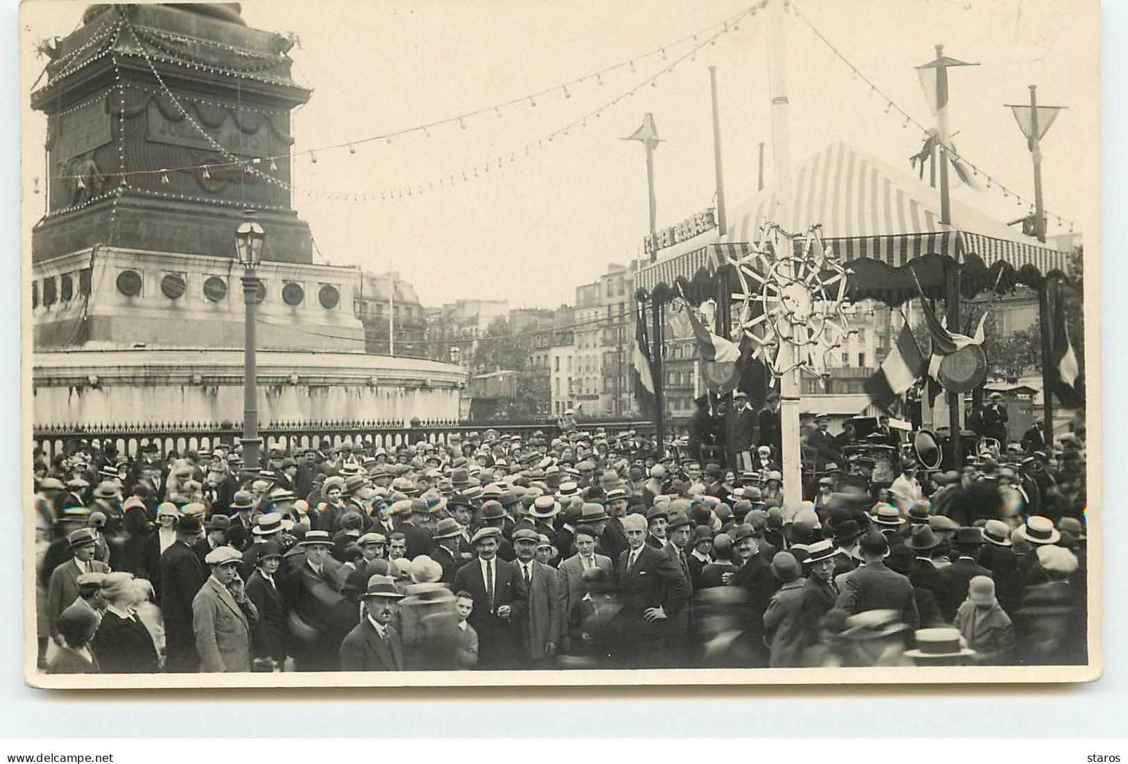 Carte Photo - PARIS XII - Place De La Bastille (colonne De Juillet) - Fête -  Photo Ch. Malherbe - District 12