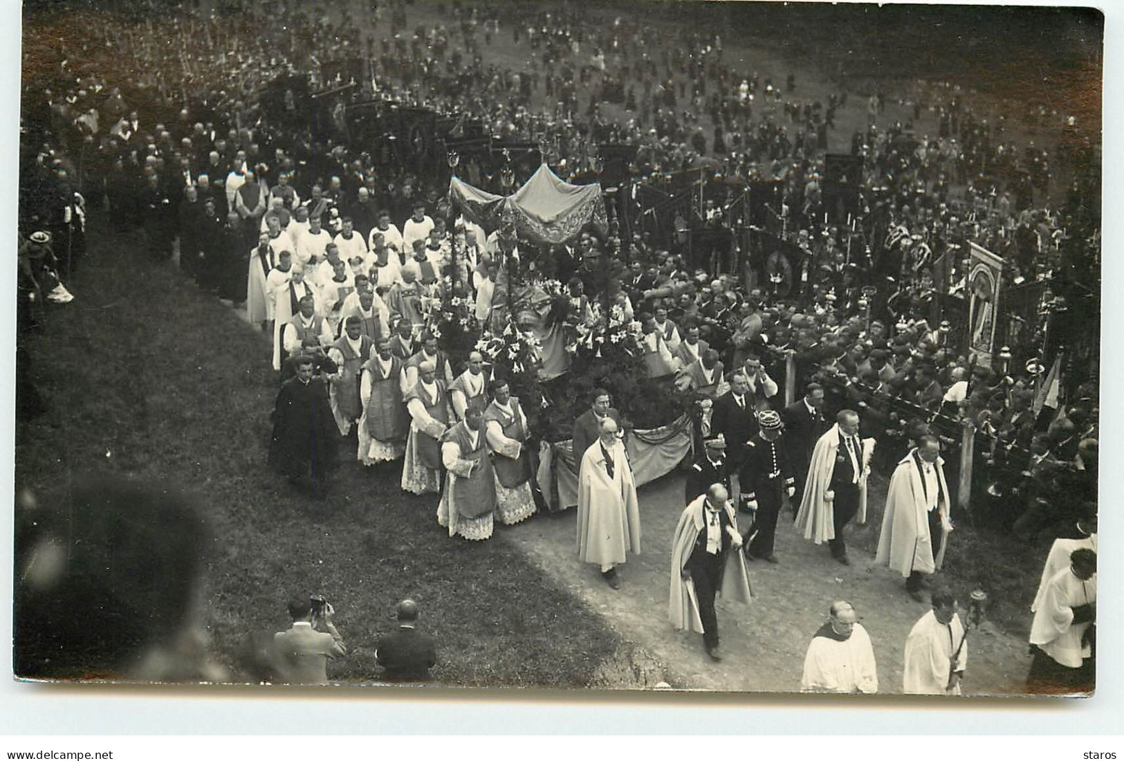 Carte Photo à Localiser - Procession Religieuse - A Identifier