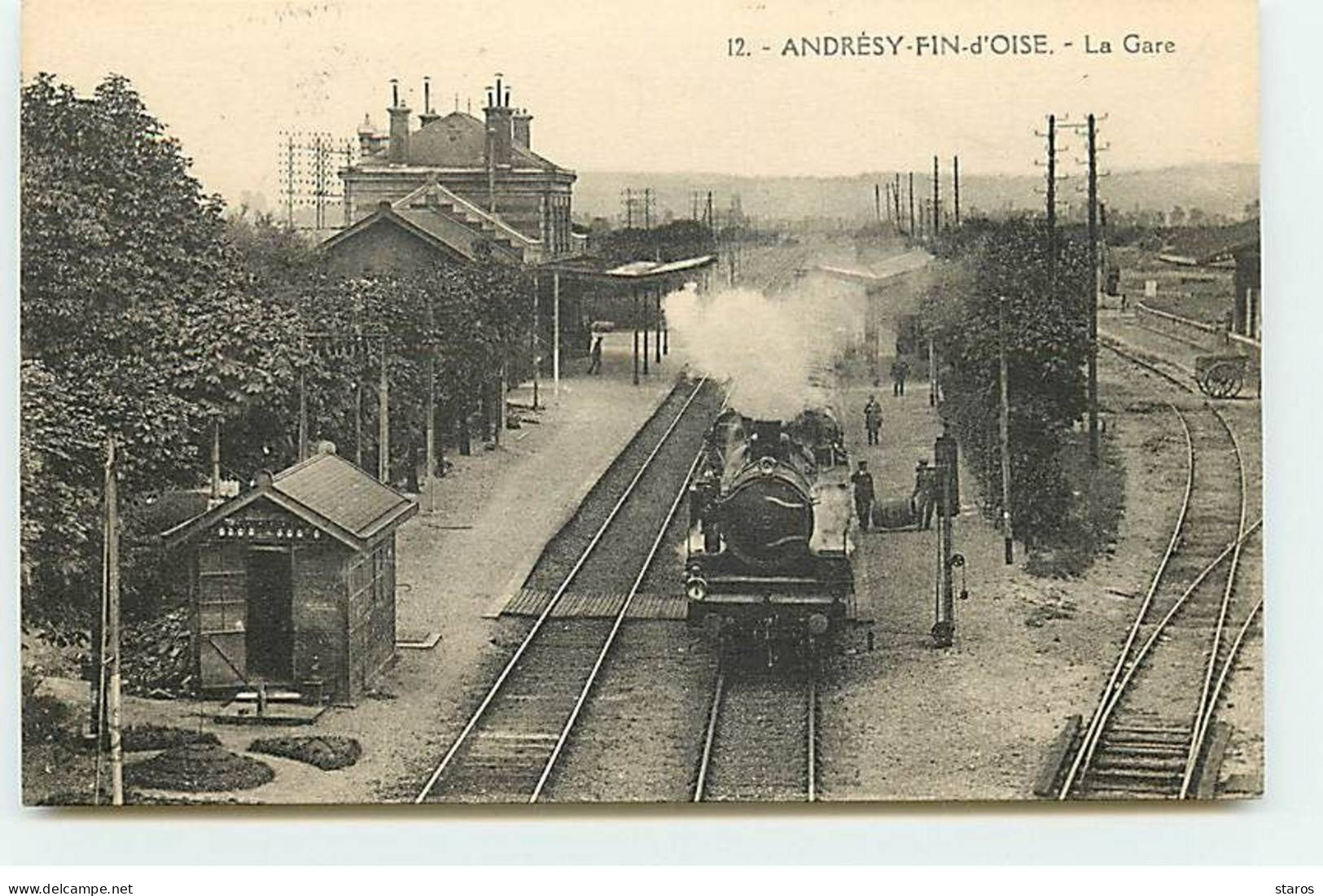 ANDRESY - Fin D'Oise - La Gare - Un Train - Andresy