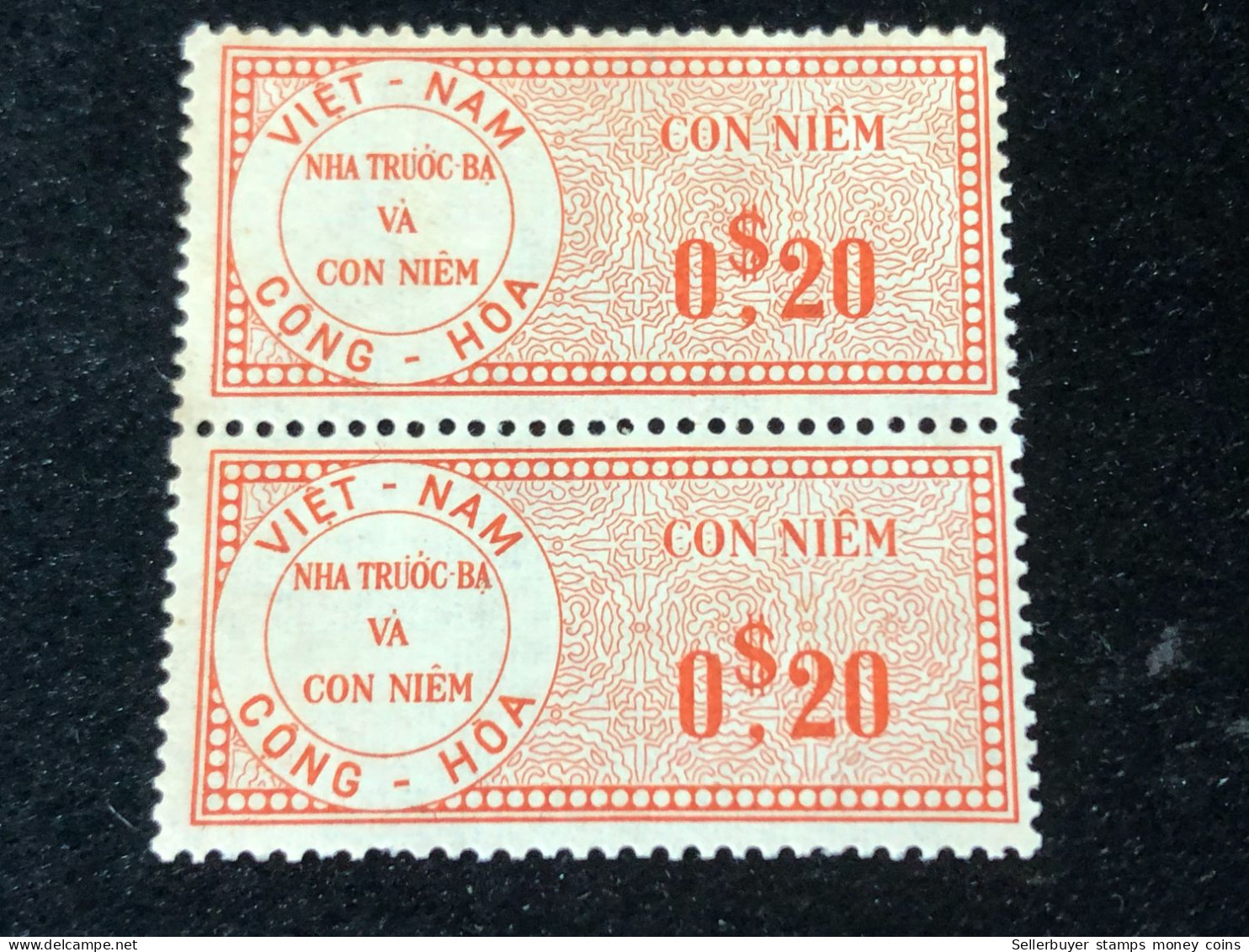 Vietnam South Wedge Before 1975( 0 $ 20 The Wedge Has Not Been Used Yet) 2 Pcs 2 Stamps Quality Good - Collections