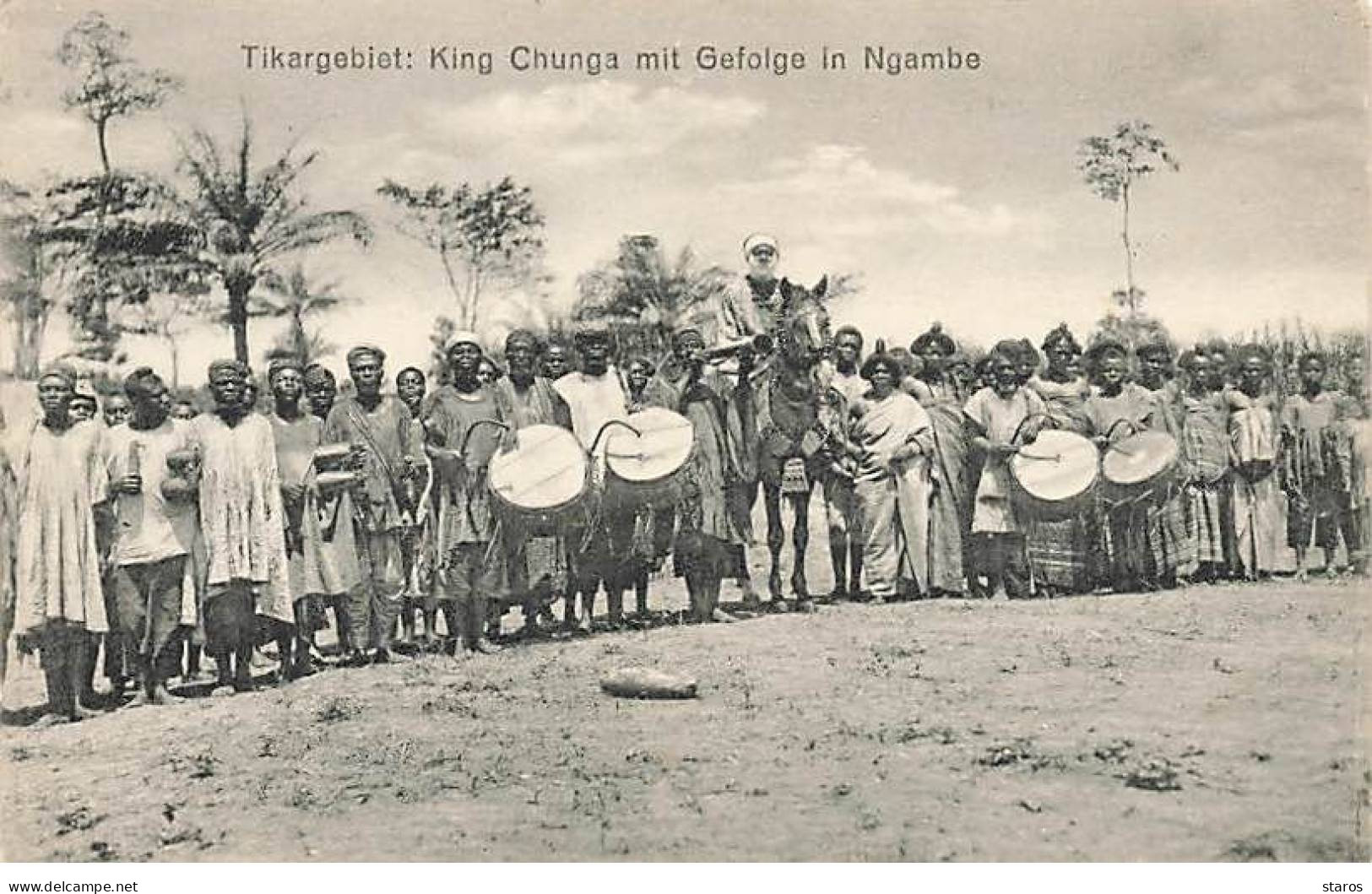 Cameroun Tikargebiet : King Chunga Mit Gefolge In Ngambe - Kamerun