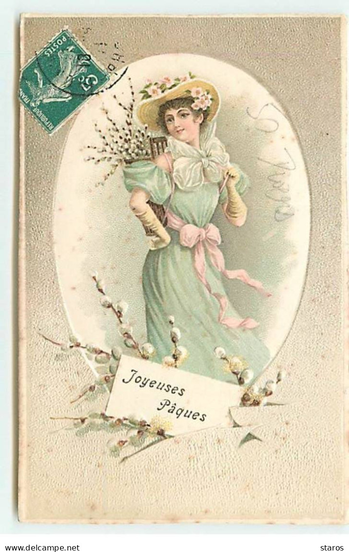 Carte Gaufrée - Joyeuses Pâques - Jeune Femme Portant Dans Une Hotte Des Branches De Coton - Pâques