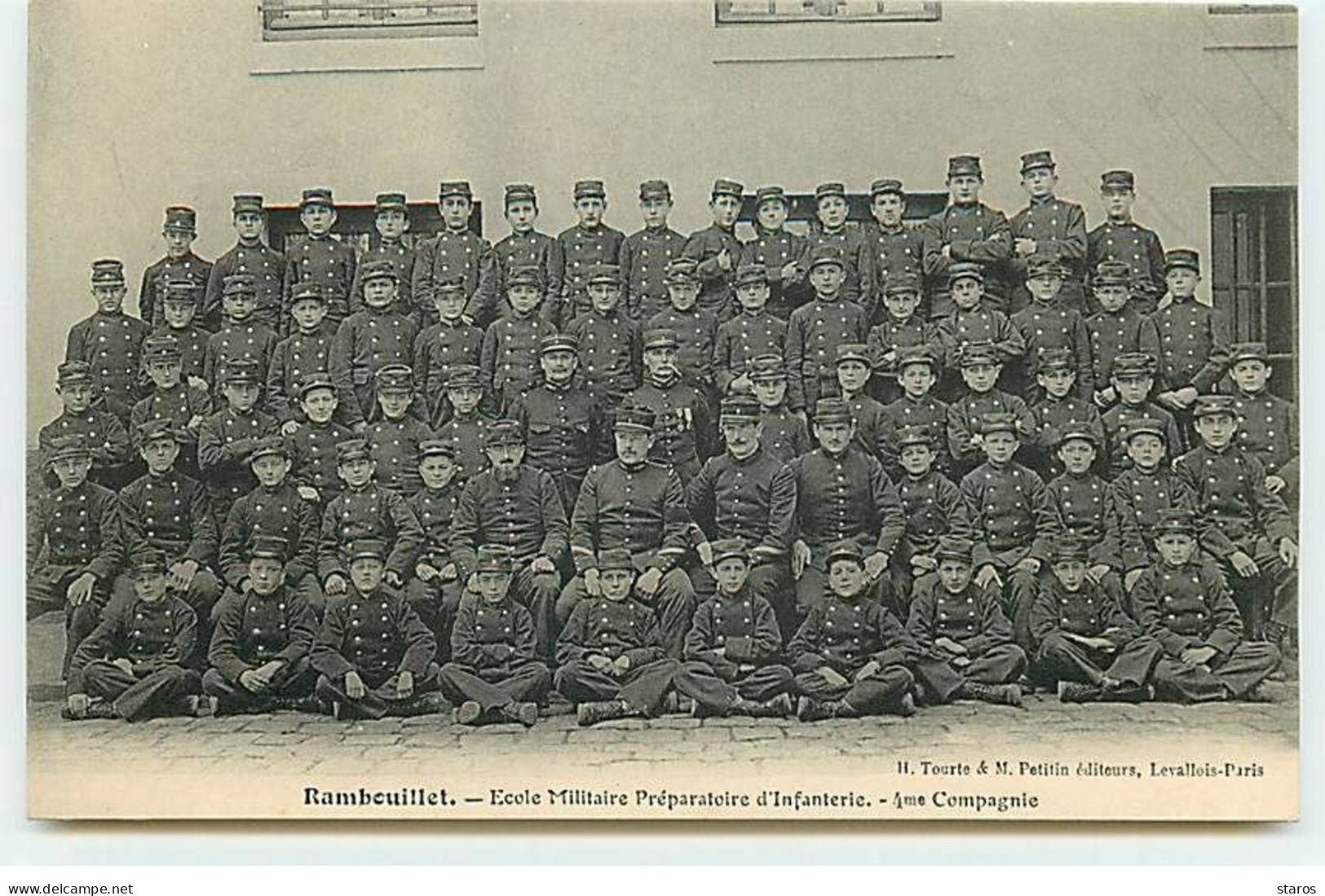 RAMBOUILLET - Ecole Militaire Préparatoire D'Infanterie - 4ème Compagnie - Rambouillet