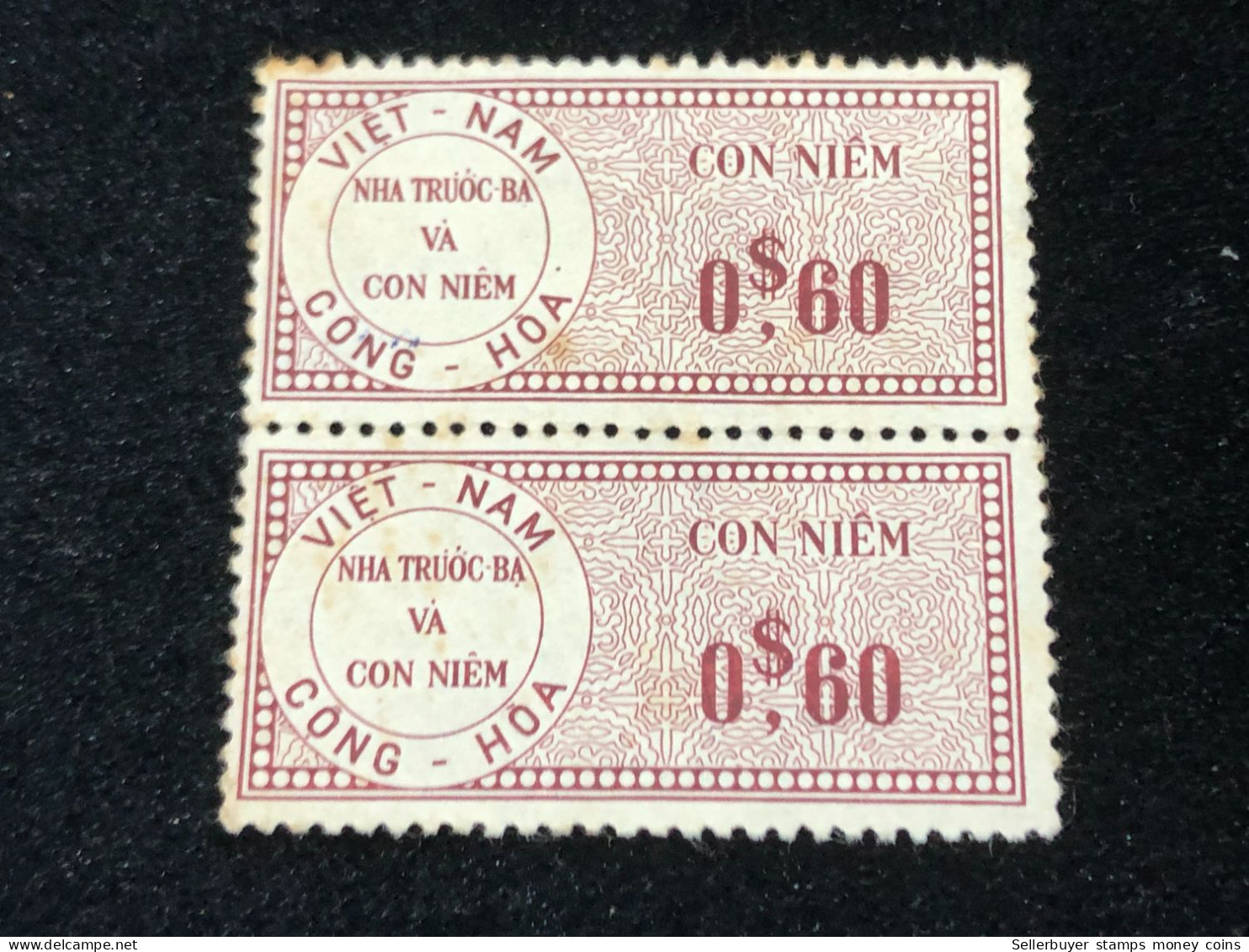 Vietnam South Wedge Before 1975( 0 $ 60 The Wedge Has Not Been Used Yet) 2 Pcs 2 Stamps Quality Good - Collections