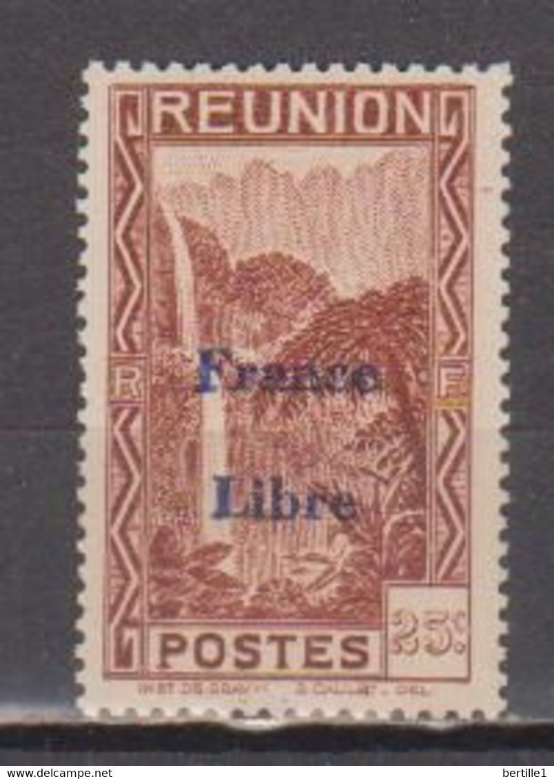 REUNION           N°  YVERT   226  NEUF SANS CHARNIERE      ( NSCH  1/10 ) - Unused Stamps