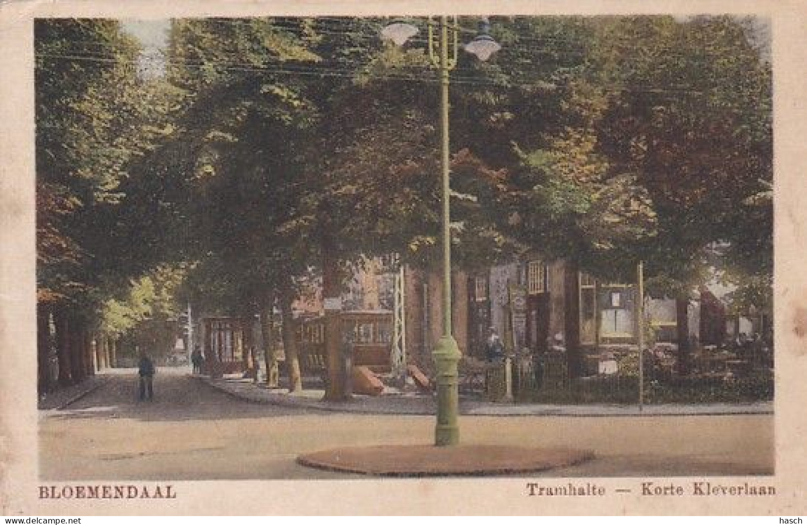 1887	31	Bloemendaal, Tramhalte Korte Kleverlaan 1919 (kleine Vouwen In De Hoeken) - Bloemendaal