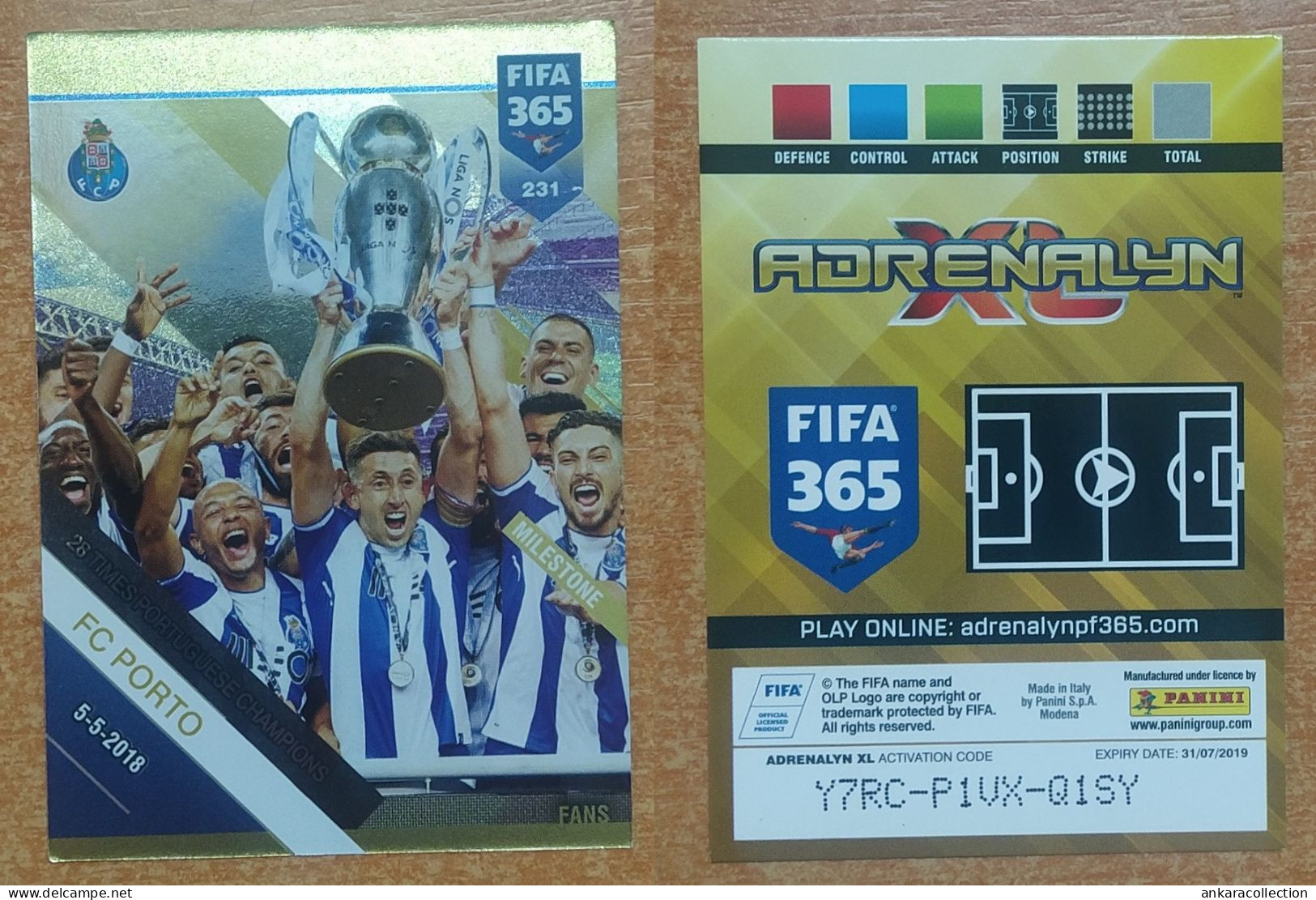 AC - 231 FC PORTO  28 TIMES PORTUGUESE CHAMPIONS  FANS MILESTONES  PANINI FIFA 365 2019 ADRENALYN TRADING CARD - Trading-Karten