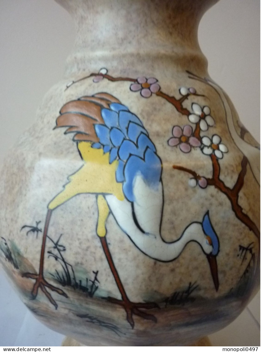 Antoine Dubois - Bergen - Vase de forme  dodécagone - décor oiseaux - Mod 2