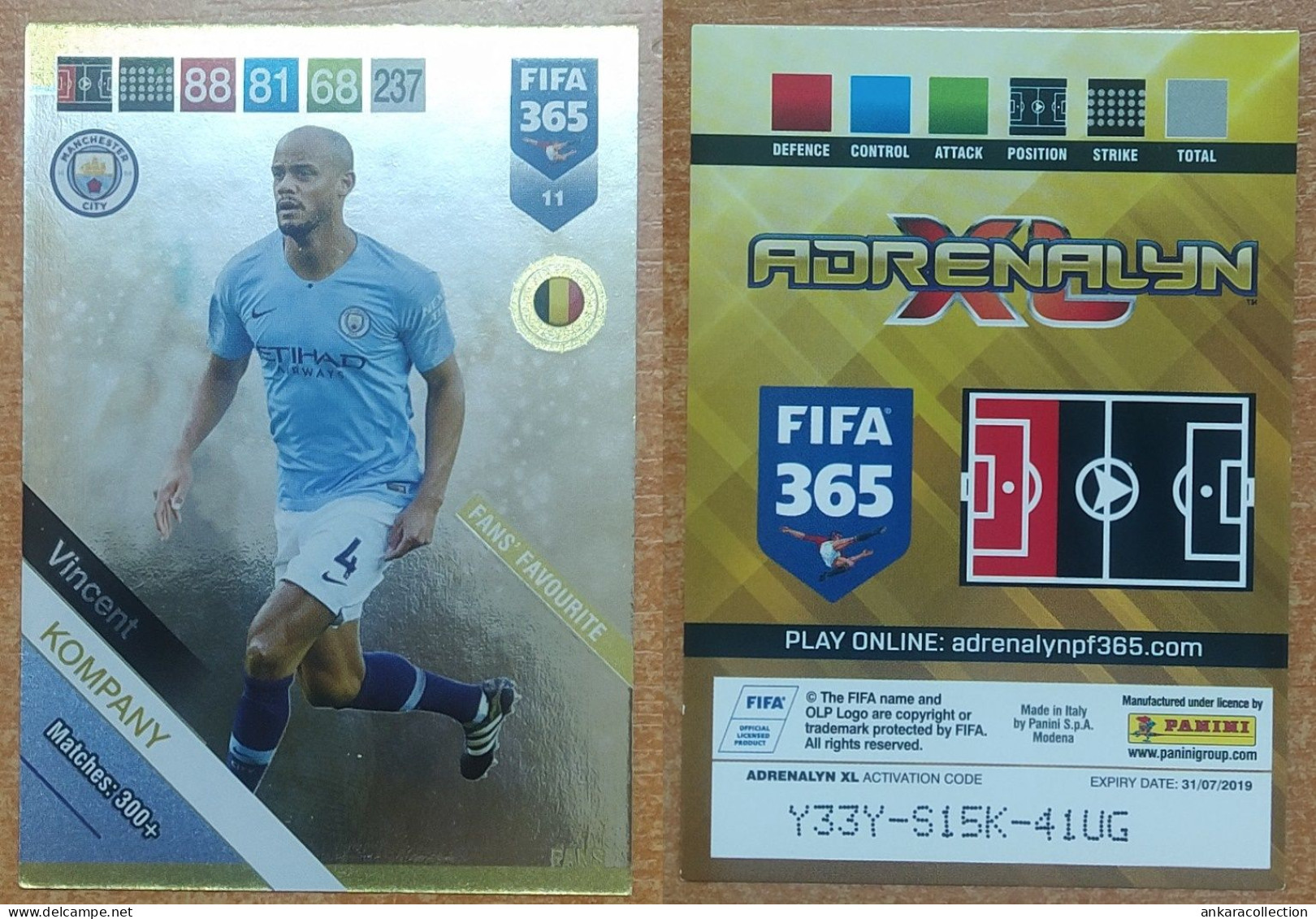 AC - 11 VINCENT KOMPANY  MANCHESTER CITY  FANS FAVOURITE  PANINI FIFA 365 2019 ADRENALYN TRADING CARD - Trading Cards